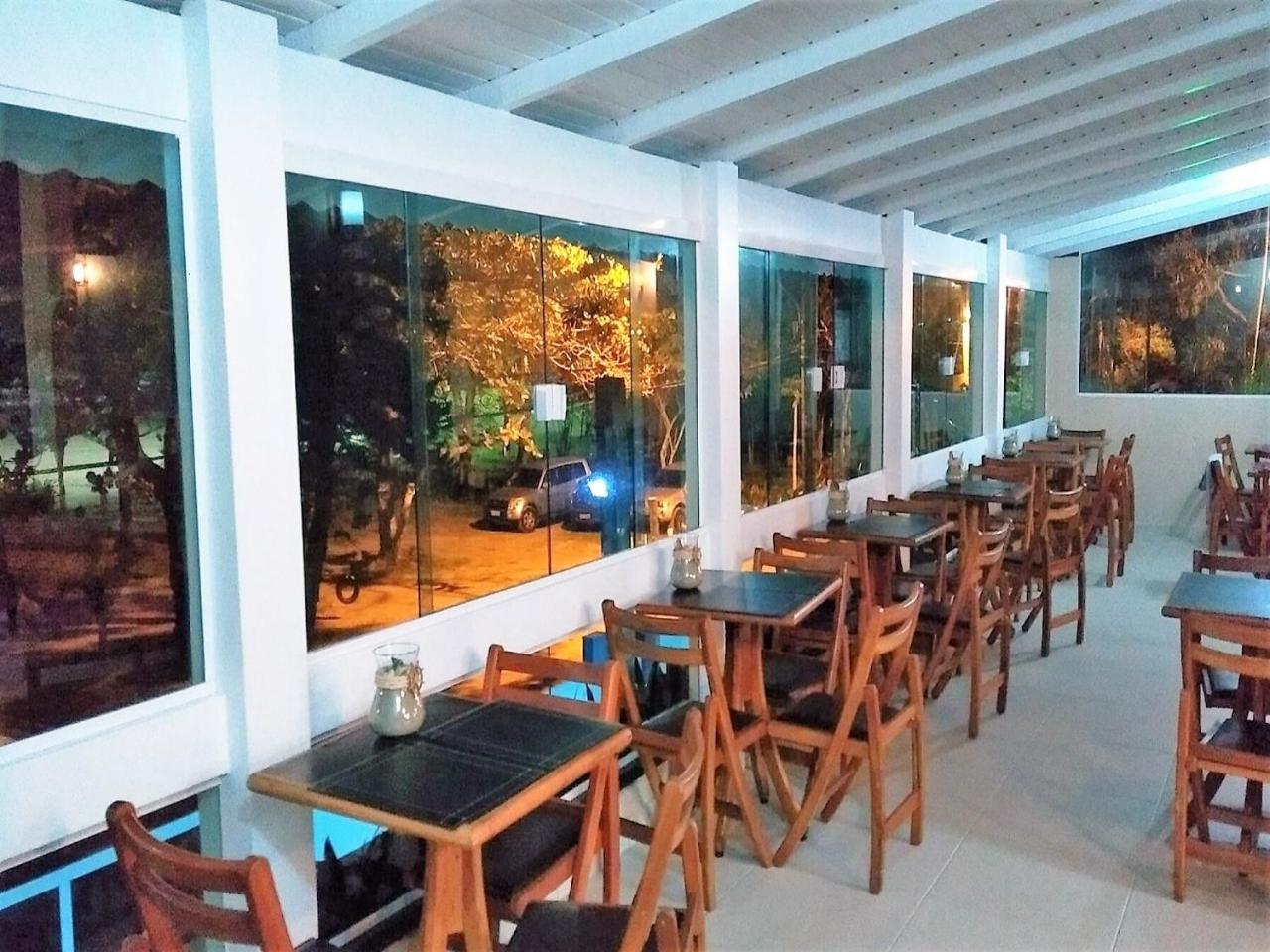 Pousada Vistazul - Piscina Climatizada - Pe Na Areia Bertioga Dış mekan fotoğraf